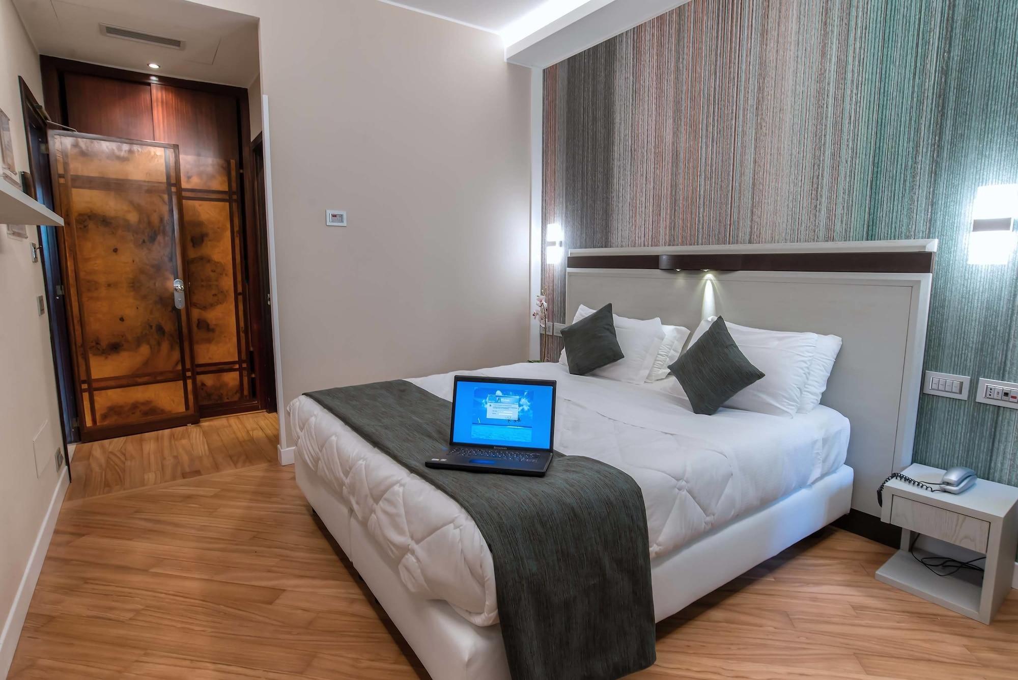 Memphis Hotel Roma